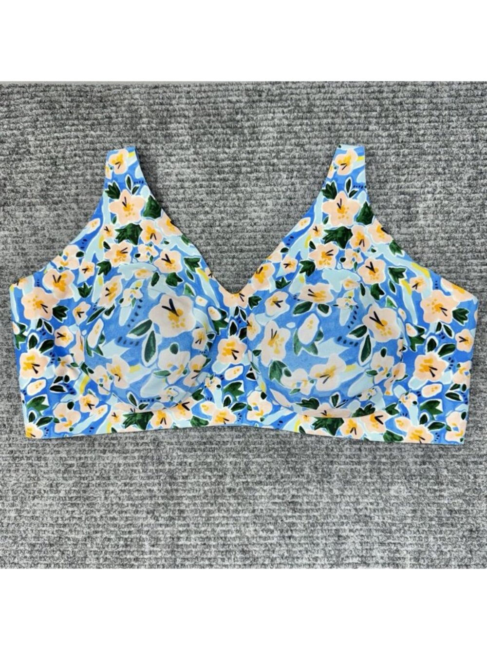 Knix Bra XXXL++ Revolution V-Neck Wireless Blue Floral Moisture Wicking Comfort